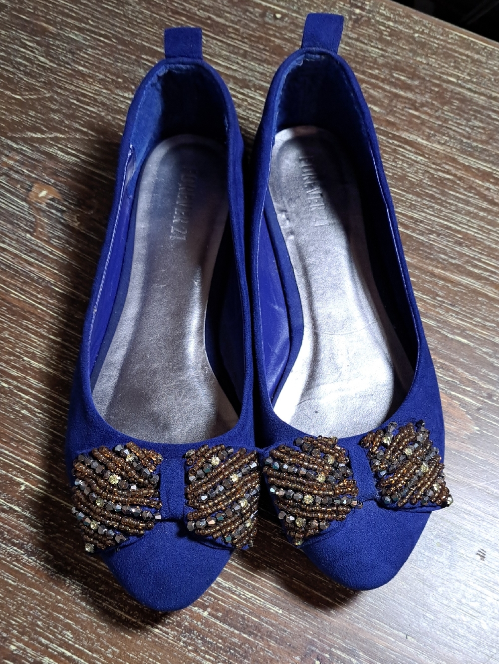 Forever 21 Shoes Women’s Cobalt Blue Faux Suede Flats Rhinestone Bow Size 9 - Picture 2 of 8